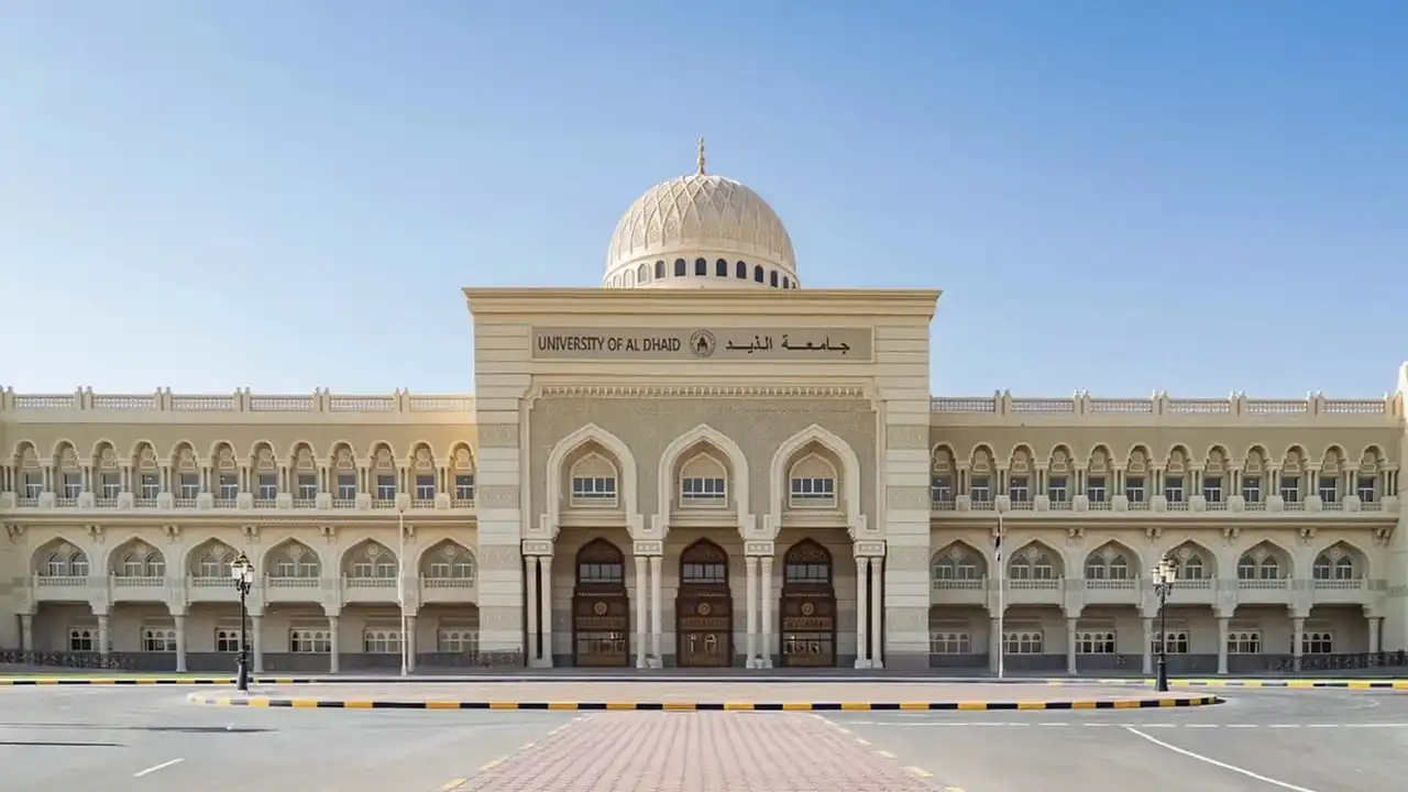جامعة الذيد تبرز في معرض الخدمة الوطنية للتوظيف